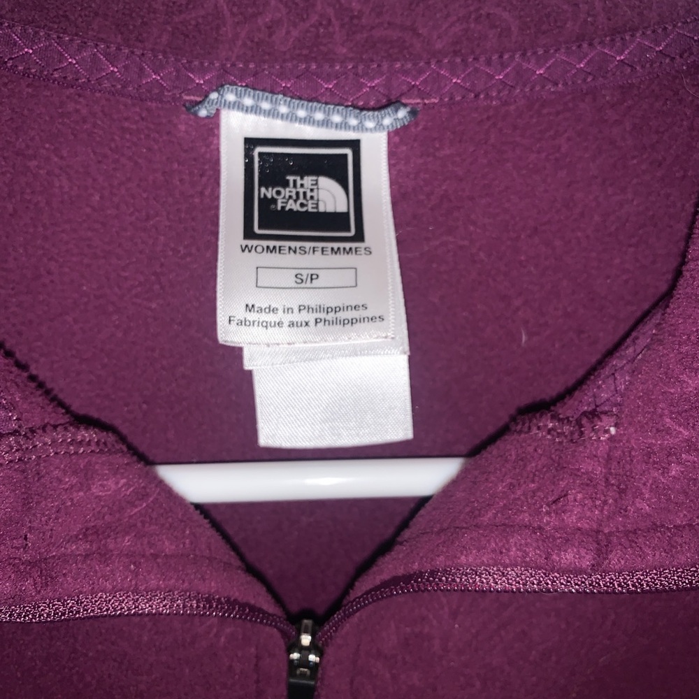 North Face pullover - Picture 3 of 3
